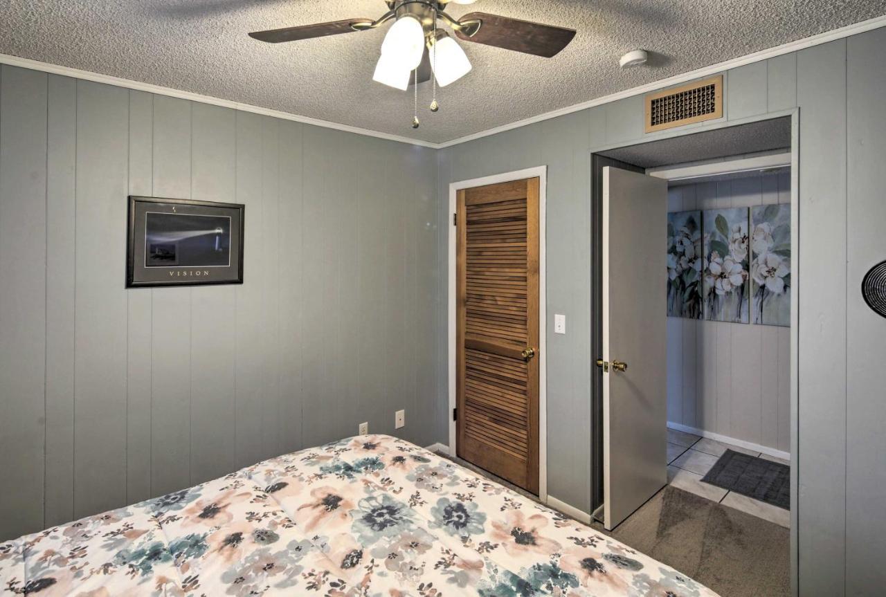 Lake Havasu Home With Pool - 2 Miles To Waterfront! Lake Havasu City Eksteriør bilde